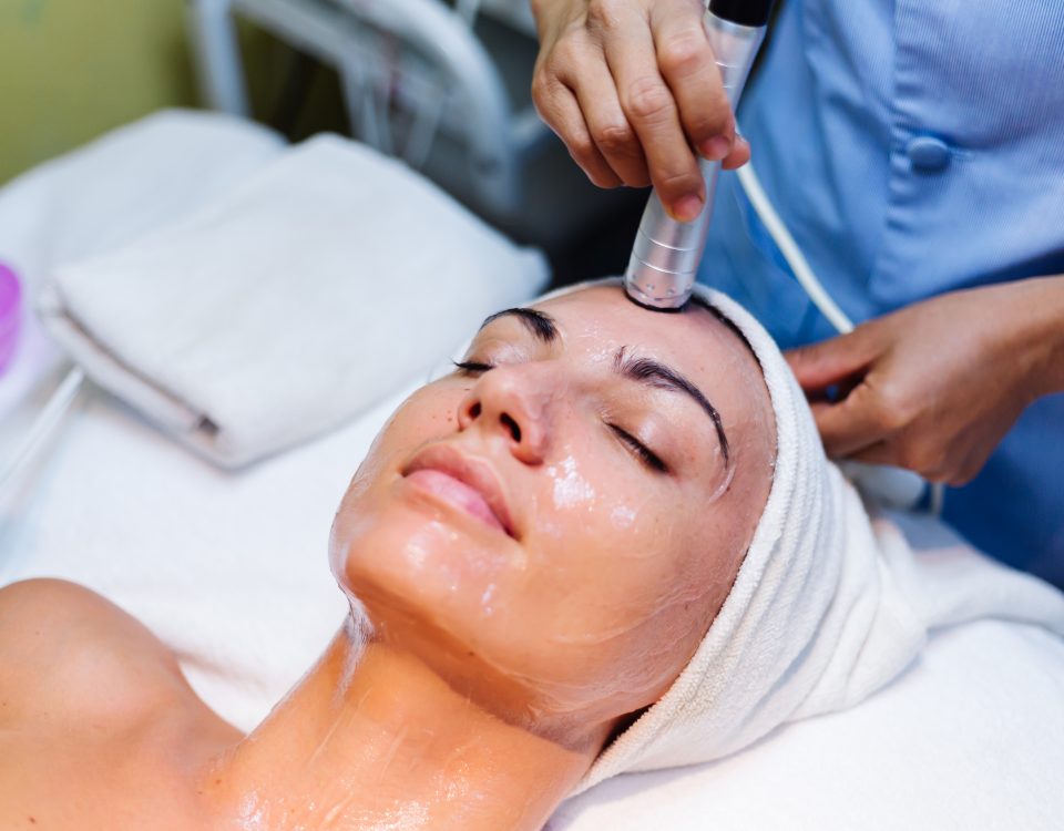 7 Amazing Benefits of Getting a HydraFacial in Edgewater, NJ 1