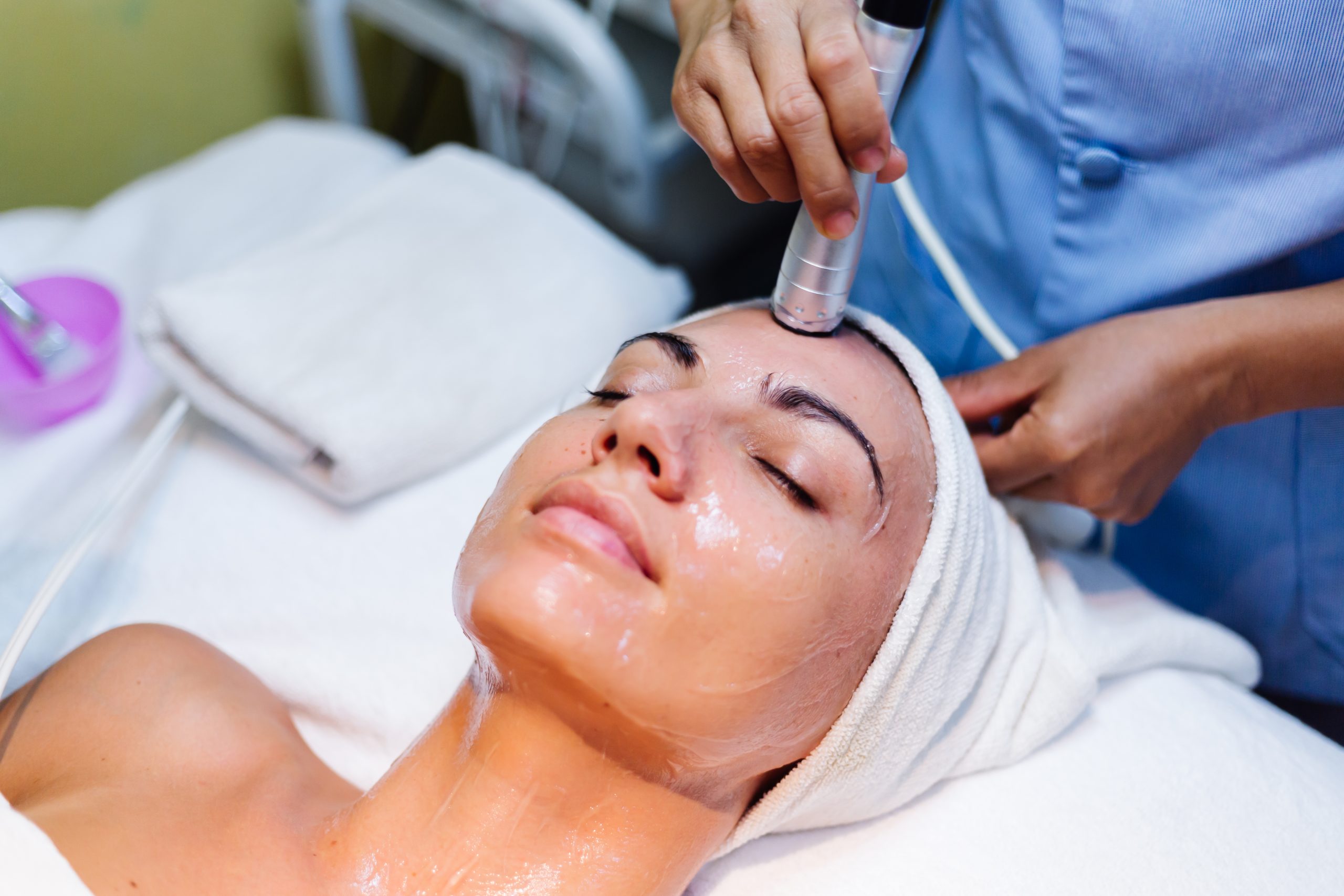 7 Amazing Benefits of Getting a HydraFacial in Edgewater, NJ 1