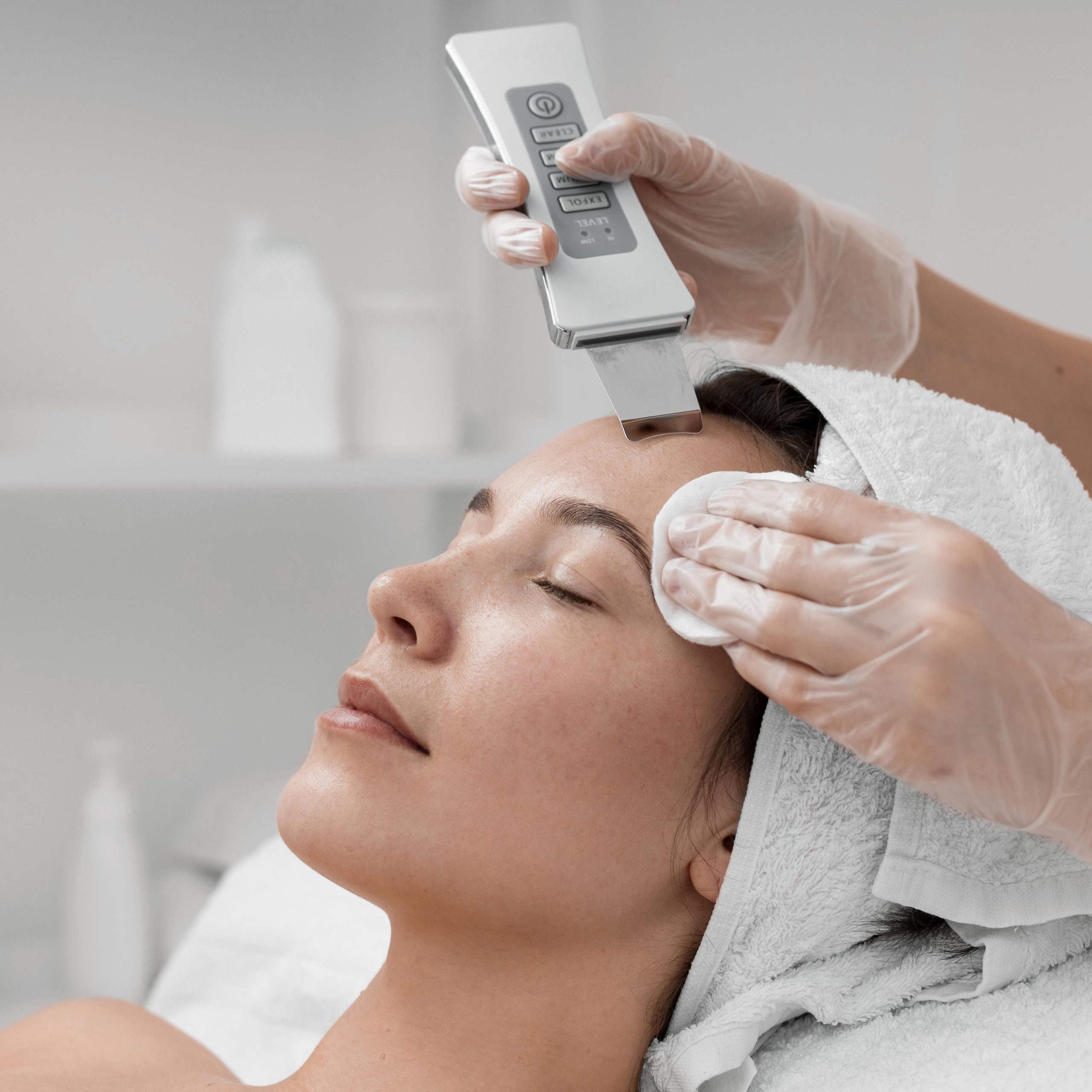 What Is Dermaplaning?
