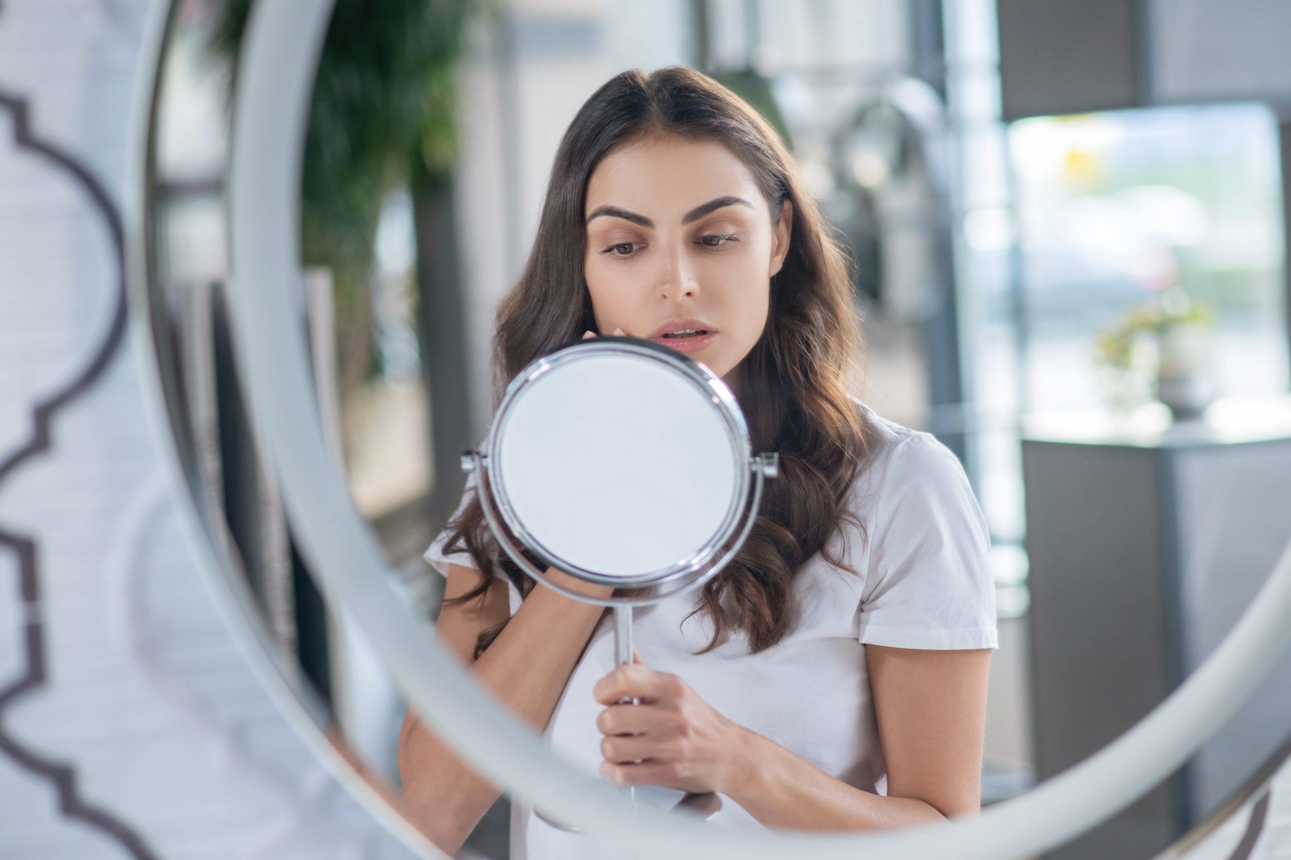 Who Should Consider Dermaplaning?